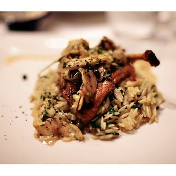 Postino - Seared Chicken and artichokes with spinach orzo - New American Near Me - Lafayette, California Postino - Seared Chicken and artichokes with spinach orzo - New American Near Me - Lafayette, California
