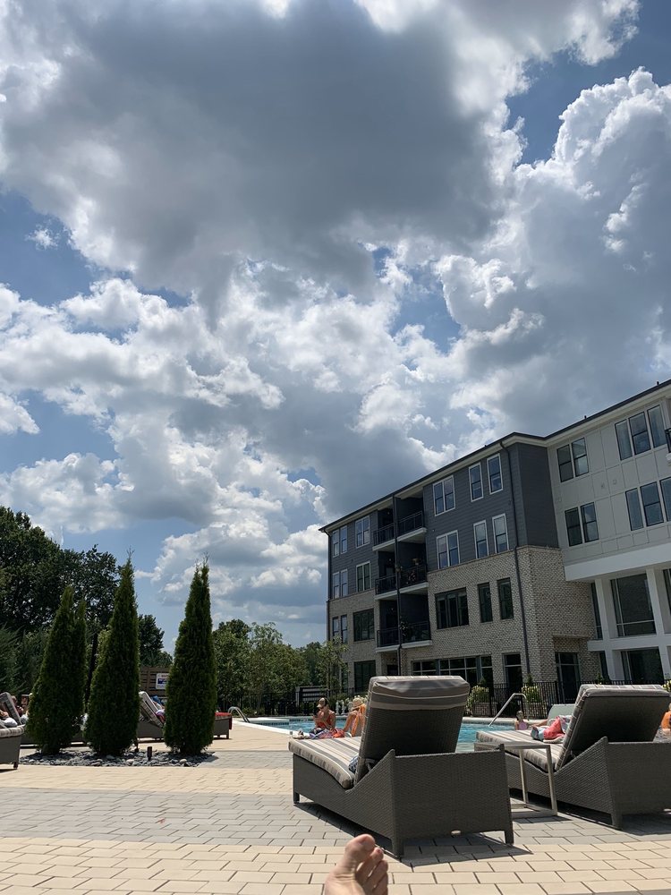 THE HENRY AT FRITZ FARM Updated September 2024 200 Larue, Lexington