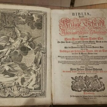 Schloss Nossen - Historische Bibel - Museums Near Me - Nossen, SN