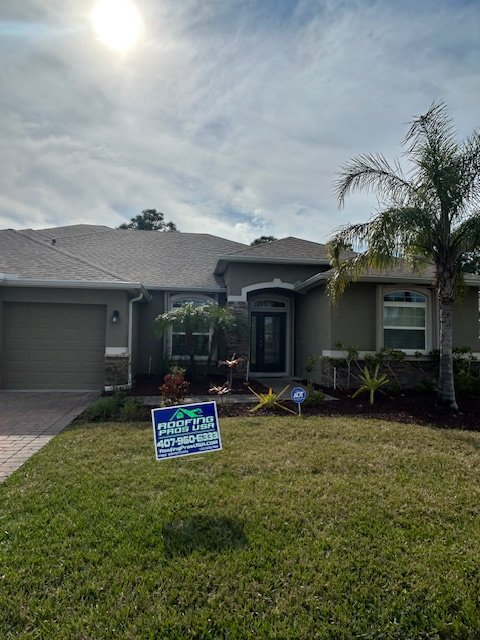 Slide of Roofing Pros USA