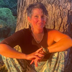 The Vocal Studio of Carrie Hennessey - In MN singing and dancing with the trees!