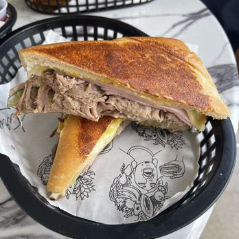 Bilia Eatery - Cubano sandwich - Breakfast & Brunch Near Me - Castle Hills, Texas