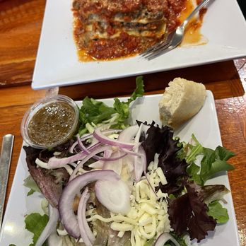 Cupini's - Lasagna and house salad - Italian Near Me - Kansas City, Missouri Cupini's - Lasagna and house salad - Italian Near Me - Kansas City, Missouri