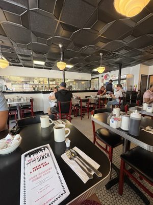 Mike's City Diner by null