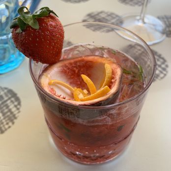 La Cantina di Miky - Strawberry mojito - Wine Bars Near Me - Monterosso al Mare, SP La Cantina di Miky - Strawberry mojito - Wine Bars Near Me - Monterosso al Mare, SP
