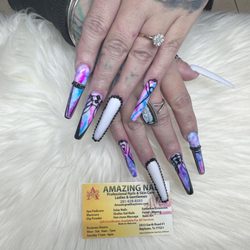 Amazing Nail