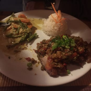 Tuk-Tuk - Spicy duck dish!  Heaven! #EnteGutAllesGut.  ;-)) - Indonesian Near Me - Berlin, BE