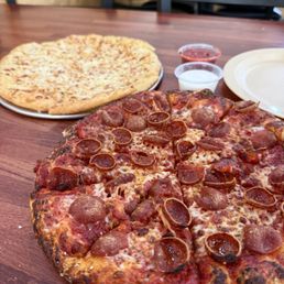 Classic Pepperoni Pizza Classic Pepperoni Pizza