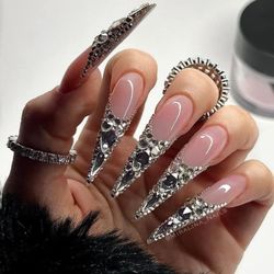 AA Nails