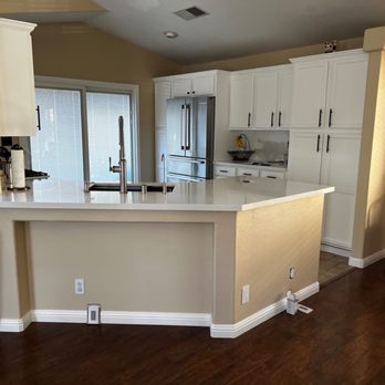 Ponce Countertops - My kitchen after renovations. Ponce did the countertops. - Countertop Installation Near Me Ponce Countertops - My kitchen after renovations. Ponce did the countertops. - Countertop Installation Near Me