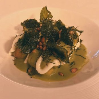 Auberge du Pommier - Gnocchis Paristenne - French Near Me - Toronto, Ontario