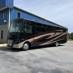 Honeycreek Repair - RV Repair.  Is your RV ready for fun family trips? Let our certified technicians get it road-ready.