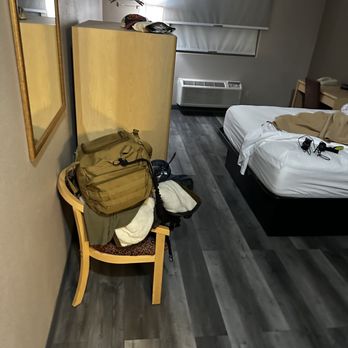 Super 8 by Wyndham Quartzsite AZ - Room - Hotels Near Me - Quartzsite, Arizona Super 8 by Wyndham Quartzsite AZ - Room - Hotels Near Me - Quartzsite, Arizona