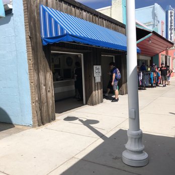 Britt's Donuts - Donuts Near Me - Carolina Beach, North Carolina