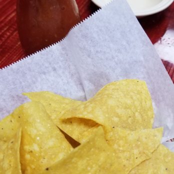 Los Guerreros - Complementary nachos and salsa - Mexican Near Me - Pinellas Park, Florida