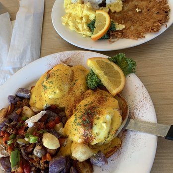 Red Rock Cafe - Red rock Benedict with house fries Chicken fried steak - Breakfast & Brunch Near Me - Sedona, Arizona Red Rock Cafe - Red rock Benedict with house fries Chicken fried steak - Breakfast & Brunch Near Me - Sedona, Arizona