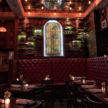 The District - Gastropubs Near Me - New York, New York