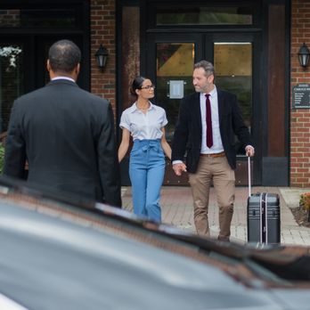 DCAcar - Mark our VIP Chauffeur picking up guests in DC - Limos Near Me