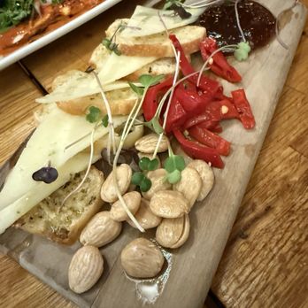 Tapa the World - Queso del Día* ** - Spanish Near Me - Sacramento, California