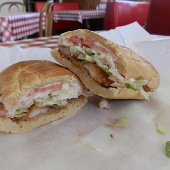 Lou & Laura's - Fried Shrimp Po' Boy--excellent! - American Near Me - Alexandria, Louisiana