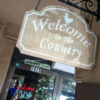 Chuck Wagon Restaurant - Love the Welcome Y'all sign in background. - American Near Me - Miami, Florida