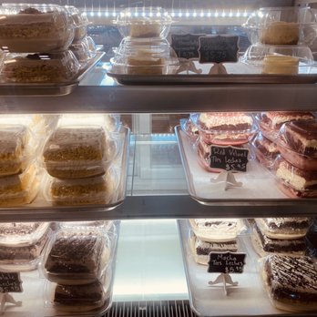 Mariachi Bakery - Bakeries Near Me - Norwalk, California