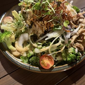 Gaburi Chicken - Chicken salad - large. Delicious - Izakaya Near Me - Torrance, California Gaburi Chicken - Chicken salad - large. Delicious - Izakaya Near Me - Torrance, California