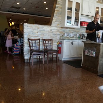 Brunch Cafe-Niles - Having breakfast with family hands down yummy!!!!strawberry orange juice omg . - Breakfast & Brunch Near Me - Niles, Illinois