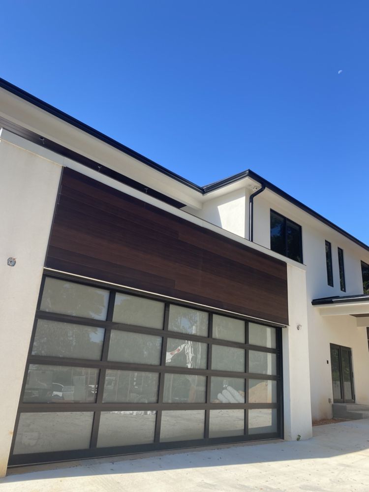 Slide of Fuentes Construction Svs