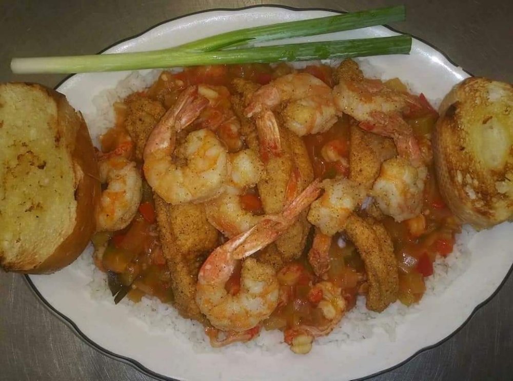 JOJO’S SWAMP SHACK Updated October 2024 31 Photos 8896 McClellan