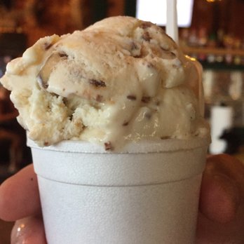 Pop's Southern Style Barbeque - Reese Cup ice cream - American Near Me - Morehead, Kentucky