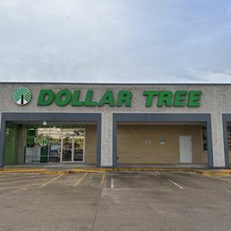 Exterior photo of Dollar Tree - Yoakum, Texas Exterior photo of Dollar Tree - Yoakum, Texas