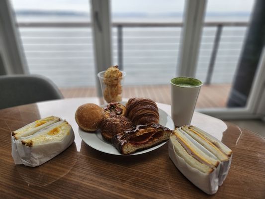 Fuji Bakery-Elliott/Interbay by null