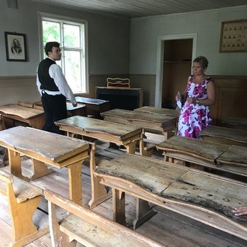 Skansen - Old schoolhouse - Botanical Gardens Near Me - Stockholm, Alberta