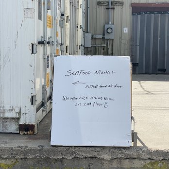 ISF Trading - Signs marking the entrance - Wholesalers Near Me - Portland, Maine