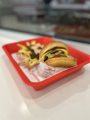 In-N-Out Burger by null