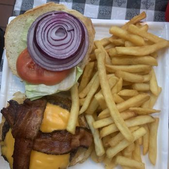 Alexus Steakhouse & Tavern - Looks ok but it was trash. Didn't finish it. - Steakhouses Near Me - Clifton, New Jersey