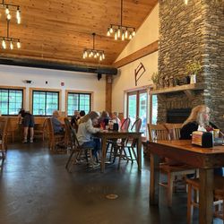 AJ's Steak & Pizza - Interior view