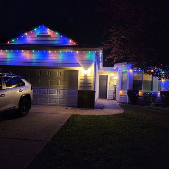 Santa’s Lights - Holiday Decorating Services Near Me