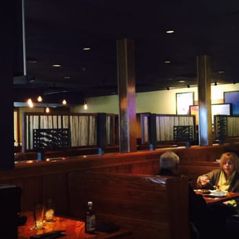 Outback Steakhouse - Dining area - Steakhouses Near Me - Arlington, Texas