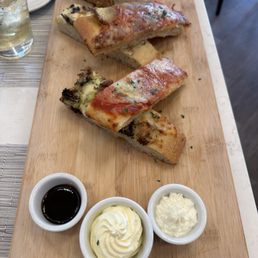 Bread platter Bread platter