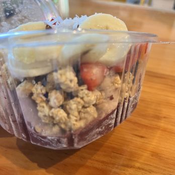 Poke Hana - My açaà but it's just all granola bowl $11 - Poke Near Me - Windermere, Florida Poke Hana - My açaà but it's just all granola bowl $11 - Poke Near Me - Windermere, Florida