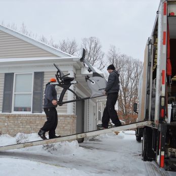 House Deal Movers - My moving Day ! the last snow storm of the season here in Minneapolis , MN - Movers Near Me - Maple Grove, Minnesota House Deal Movers - My moving Day ! the last snow storm of the season here in Minneapolis , MN - Movers Near Me - Maple Grove, Minnesota