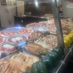 Italia Express - Their pizza display.