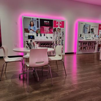T-Mobile - Mobile Phones Near Me - Escondido, California