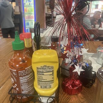 Cafe 191 - Condiments - Breakfast & Brunch Near Me - Gallatin Gateway, Montana