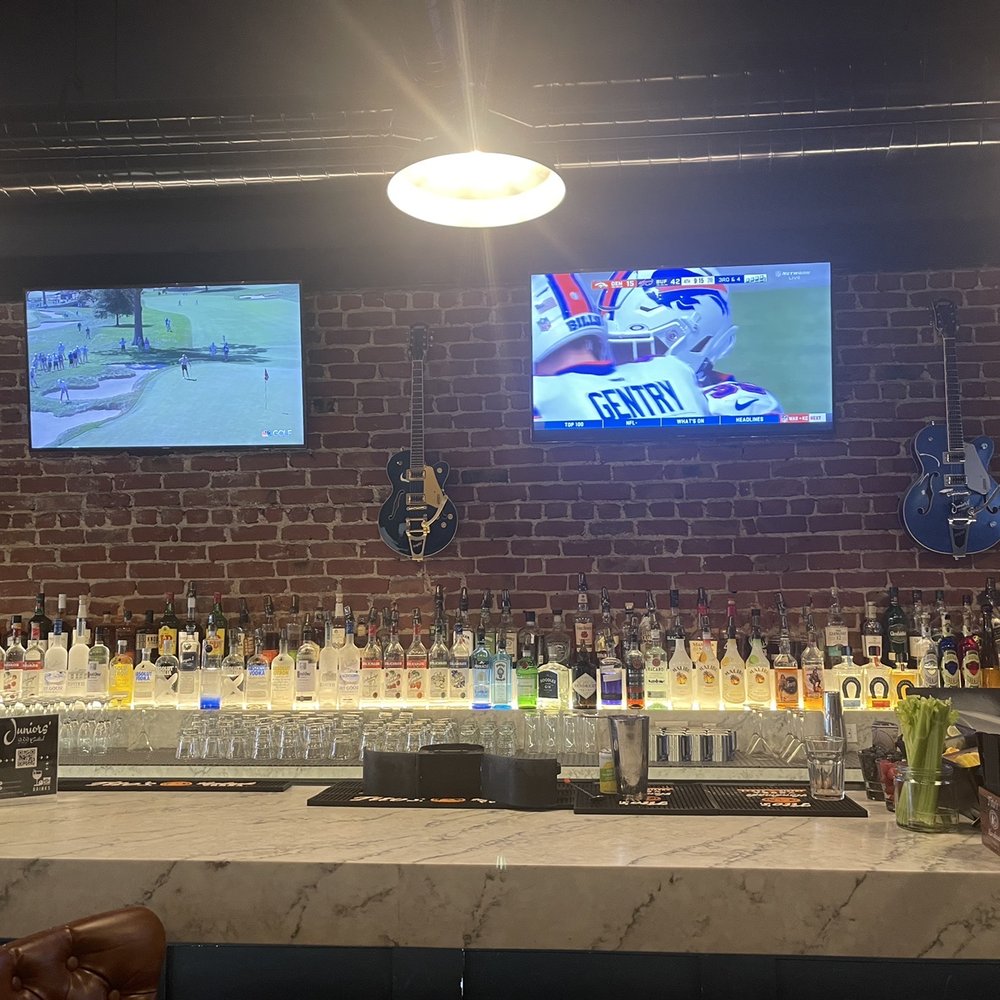 Juniors' - Bar area - American Near Me - Tracy, California Juniors' - Bar area - American Near Me - Tracy, California