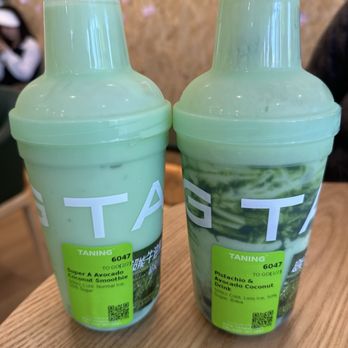 TANING - Super A Avocado Coconut Smoothie (left) Pistachio & Avocado Coconut Drink (right) - Bubble Tea Near Me - Sunnyvale, California TANING - Super A Avocado Coconut Smoothie (left) Pistachio & Avocado Coconut Drink (right) - Bubble Tea Near Me - Sunnyvale, California