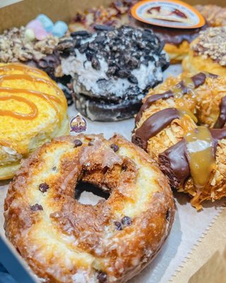 Moe's Doughs by null