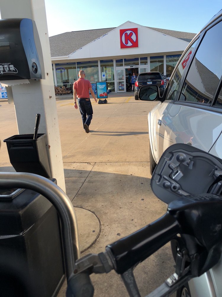 MOBILE SUPER PANTRY Updated June 2024 1206 N Towanda Barnes Rd